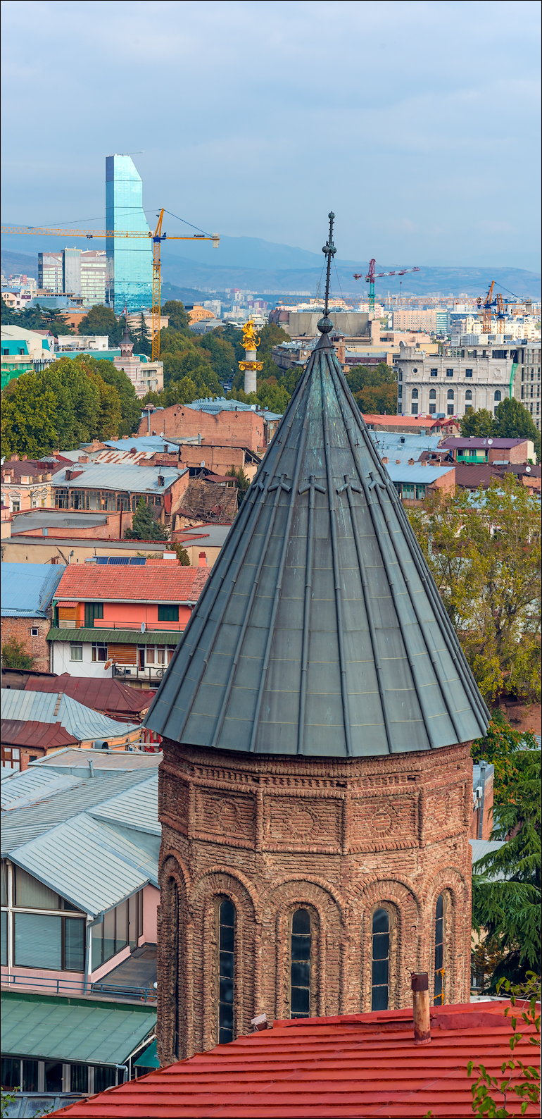 Georgia 161002073952875 Panorama