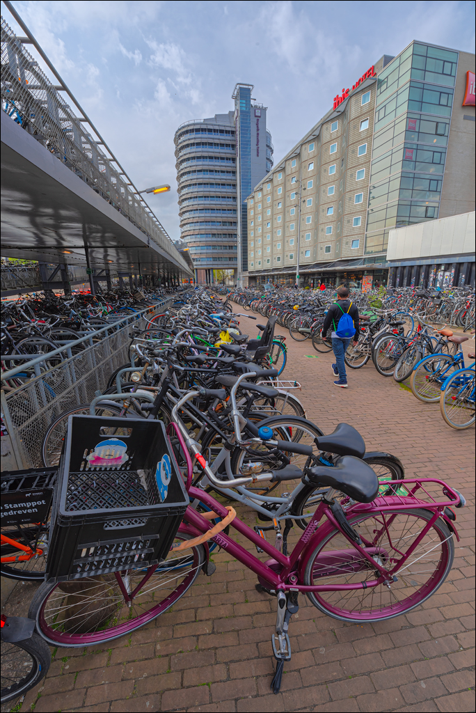 Amsterdam 20220428207